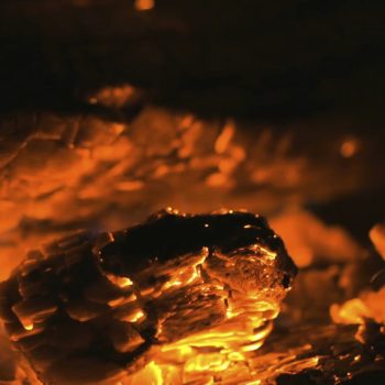 Bois Datchai 08 fire incense ashes 1200x900 - Maison Crivelli