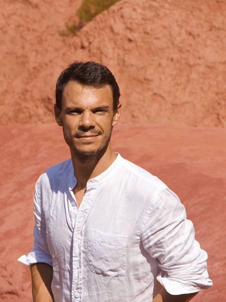 Thibaud Crivelli perfumer founder ochre terracotta Roussillon portrait emotional botanist - Maison Crivelli
